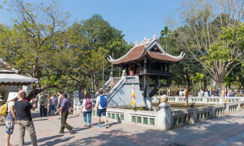 4 amazing things to do on your first trip to Hanoi