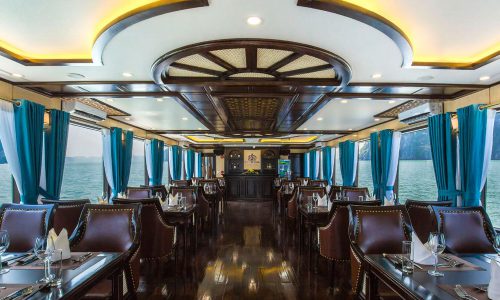 La Regina Explorer luxury day tour 7 hours cruising – TA004