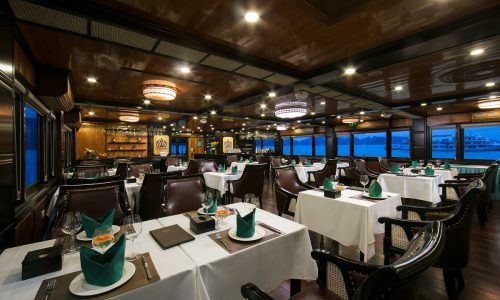 Bai Tu Long Bay | La Regina Royal Cruise | 3D2N – TA008